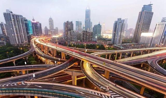 为什么现在没人提“外资撤离”“工业转移”“越、印崛起”了？近年来，关于“外资