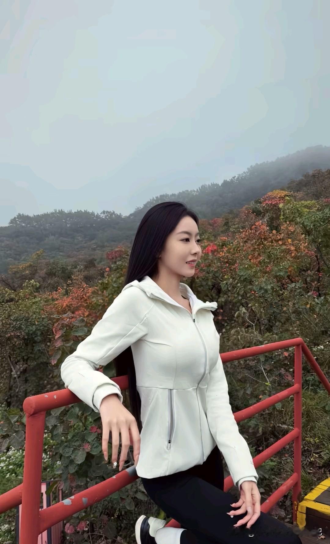 新的一天，新的开始，加油加油，祝各位朋友每天都要快快乐乐开开心心