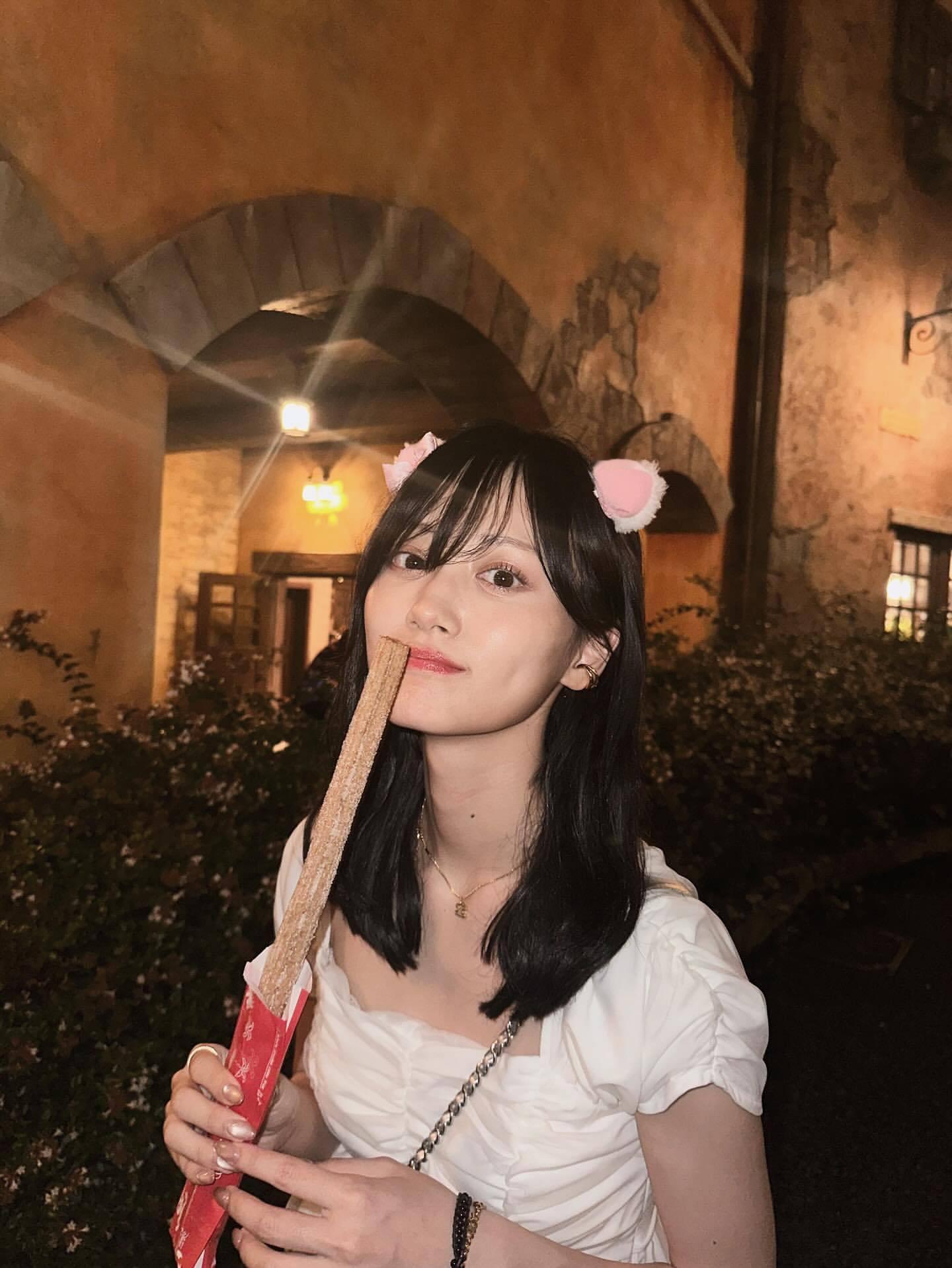 山下美月「まだハロウィンのグッズ無かった🐱」​​​