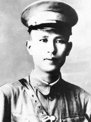 1930年7月，滇军将南宁包围，龙云指令前敌指挥卢汉，尽快破城，进而拿下整个广西