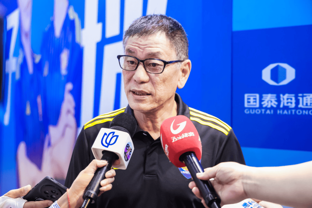 上海女足主帅: 体育需经济基础, 我球员一度拿月薪5000