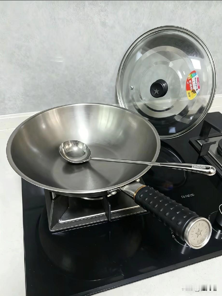 “万万没想到!”浙江,女子只是随手发了一个视频,竟让停产10几年的老锅火遍全网。