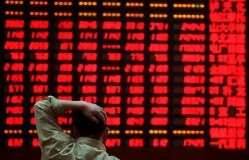 炒股15年从亏80%到养家，10条核心原则1. 热股不恋战，持股常轮换；从头炒