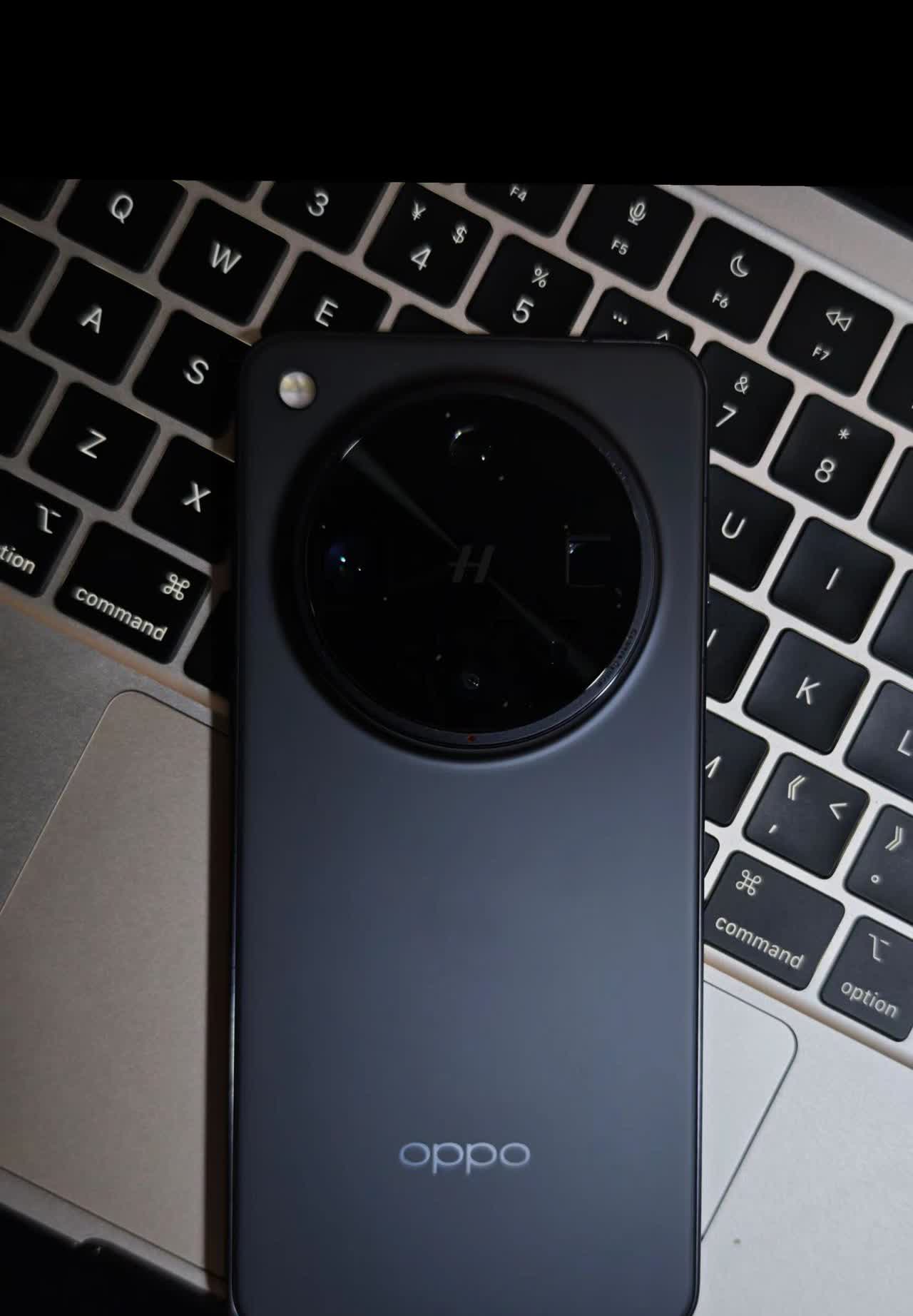 没有一英寸，怎敢叫Ultra！OPPO×哈苏联合研发，迄今为止最全能的Ultr