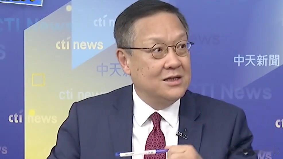 介文汲：郑丽文用论述震撼美国介文汲昨天（13日）在节目中表示，“郑丽文展现出