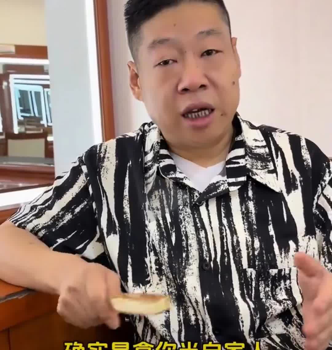 为什么郭德纲徒弟们都很忠心？我举几个例子，大家就明白了。