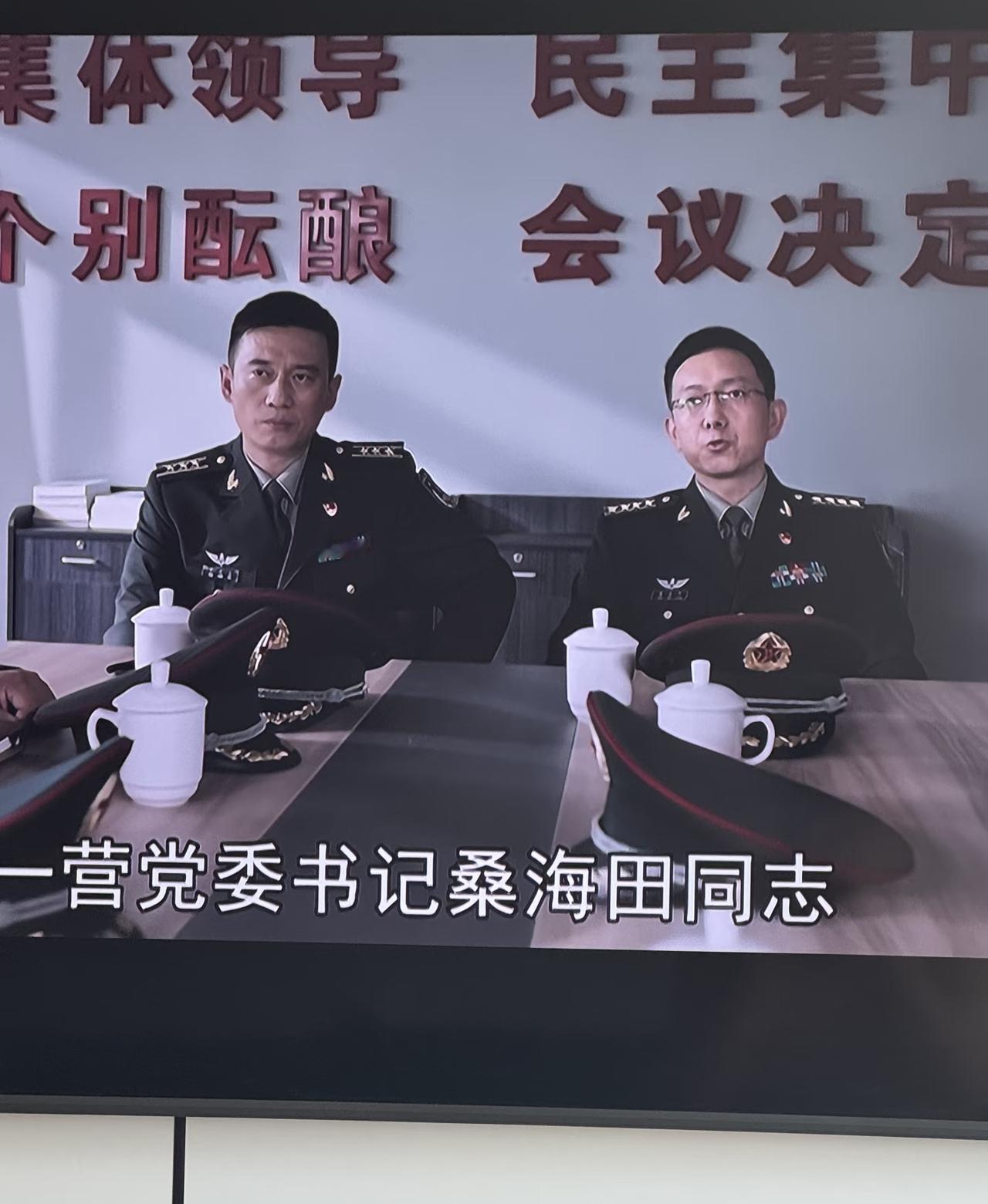 副师级的大校旅政委，和正团级的上校副旅长（代理旅长），这种情况下是听旅长的还是听