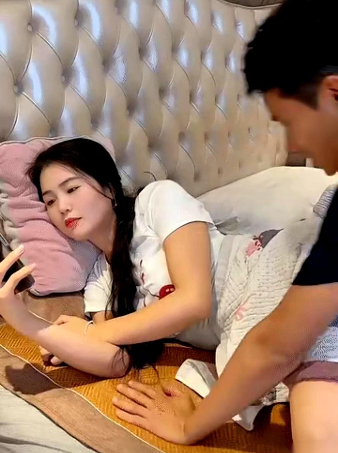 一个无父无母的瘫痪女孩，一套一楼的两居室房子。招了个四肢健全的上门老公，火速生