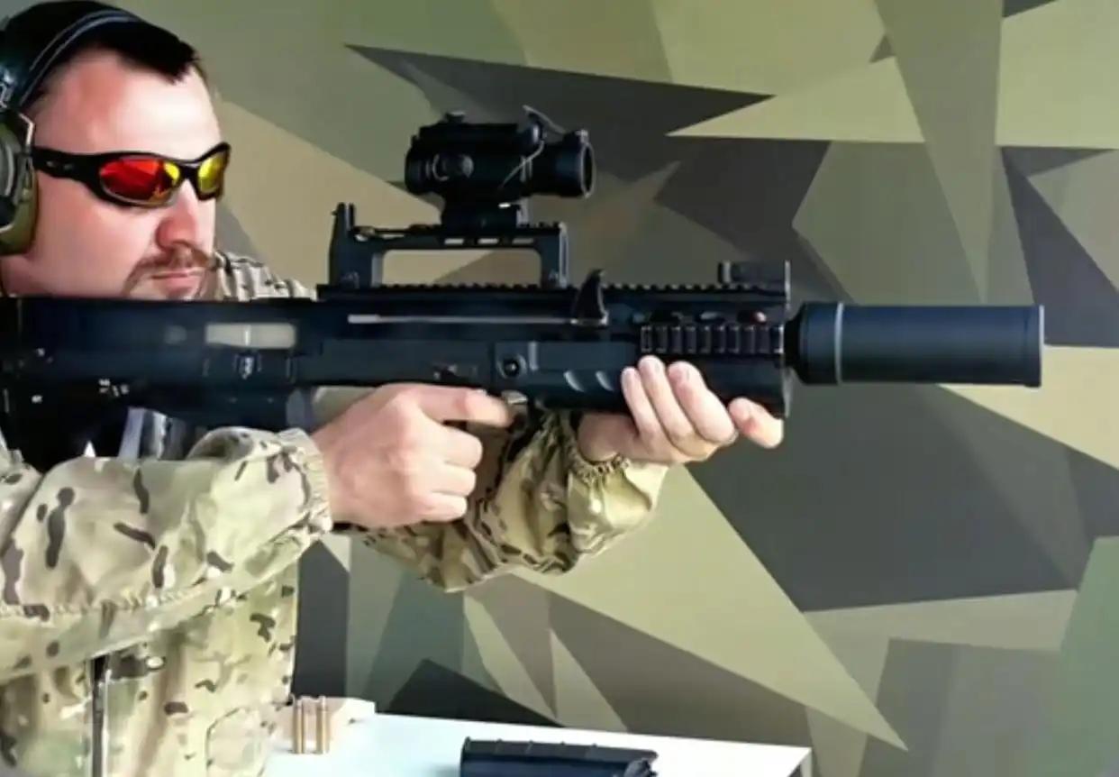 俄罗斯最极端的突击武器，ASh12突击步枪，为何存在的意义只有一个？谁懂啊？一