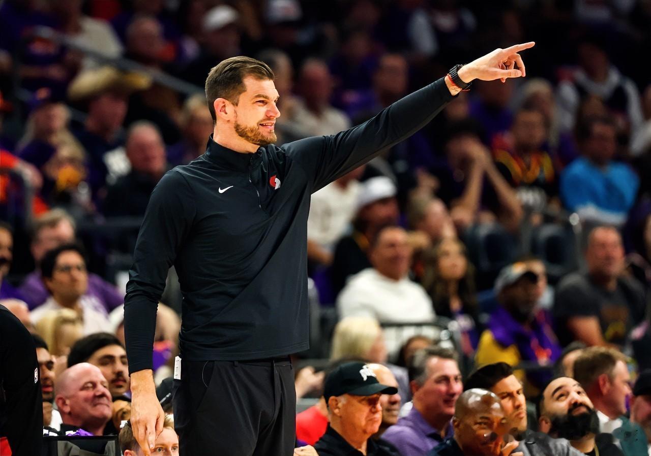 全联盟疯抢！NBA超级黑马主帅彻底爆火，两队抢着要，真太抢手了！本赛季NBA