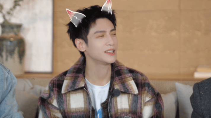 罗云熙嗑cp嗑到正主面前罗云熙才是水龙吟最大CP粉头吧[doge]团综直接贴脸