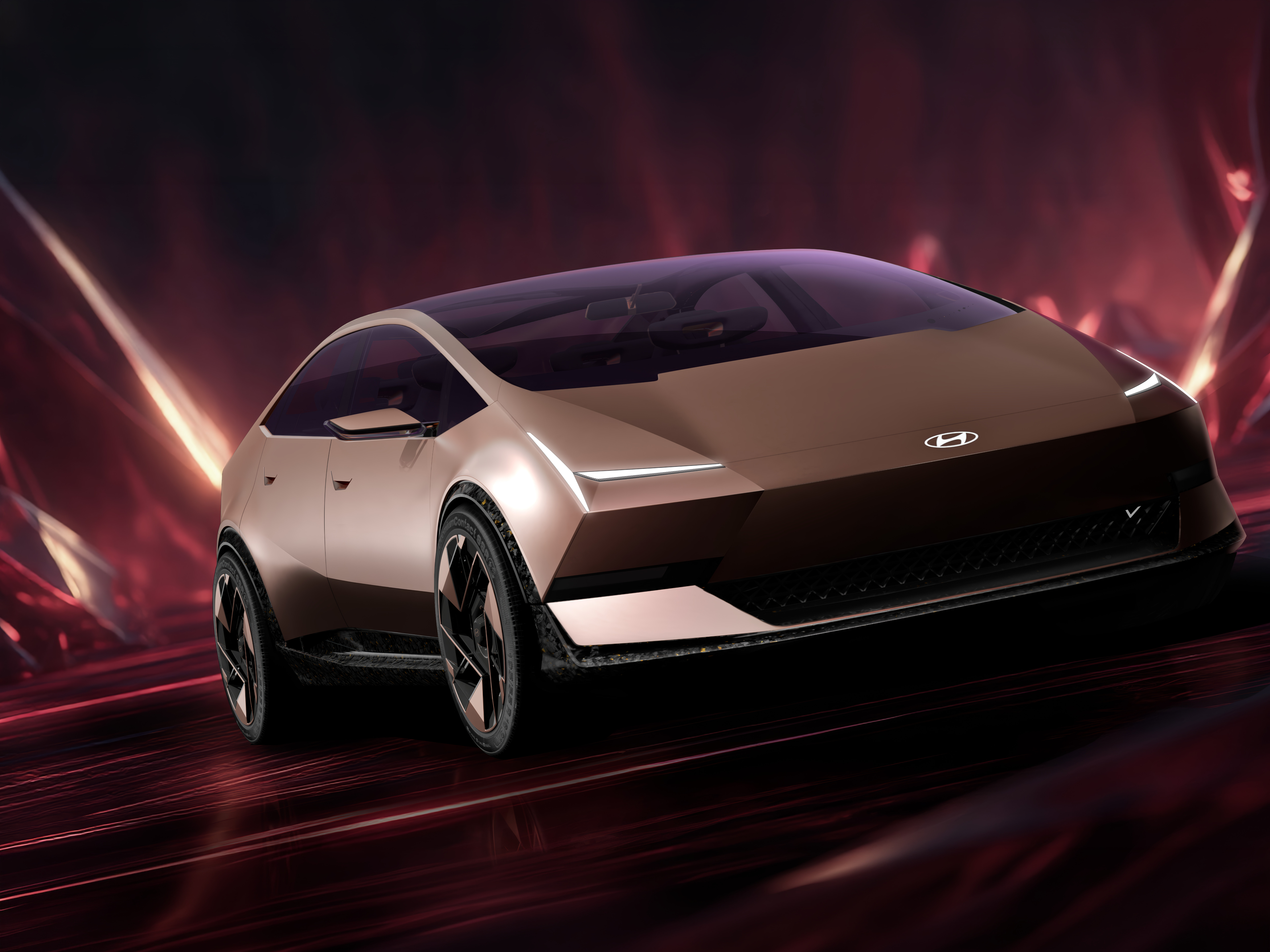 这两个车分别是现代最新出的概念车金星和地球是现代ioniq品牌的概念车，就是之前