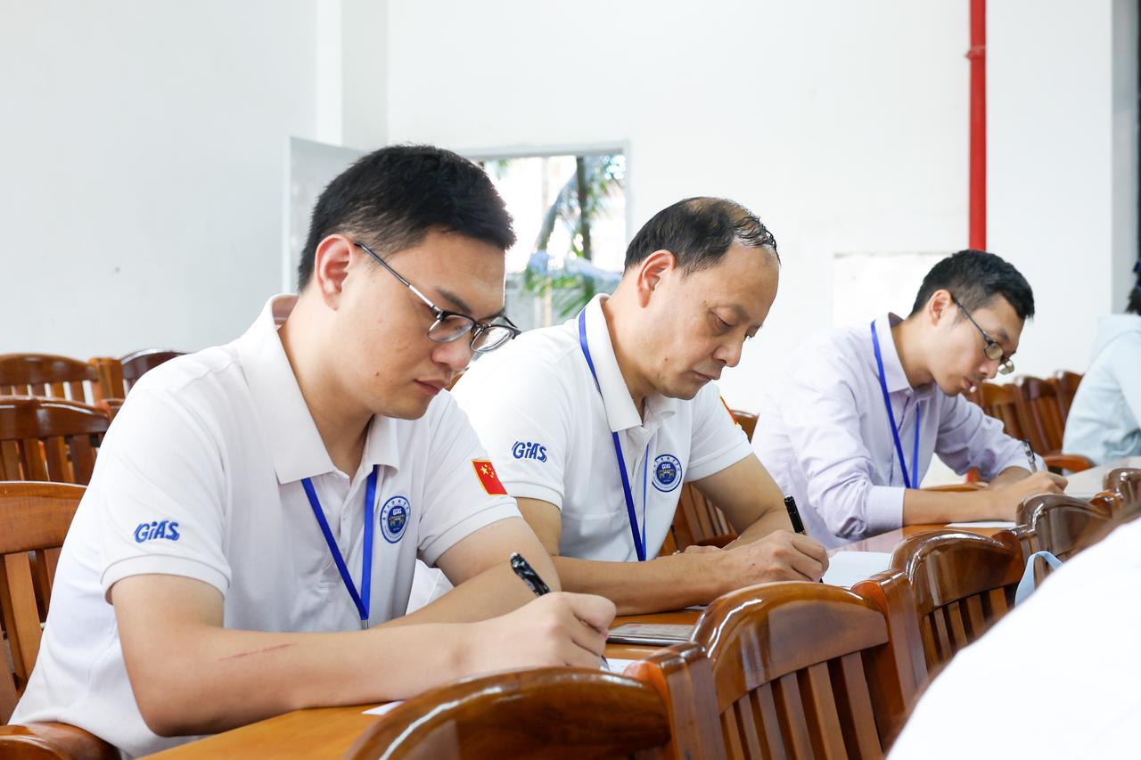 🏫《中小学校领导人员管理办法》问答式解读1.这份文件是管谁的？适