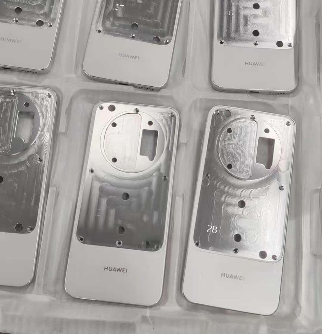 这是不是华为mate90系列外壳模具？？华为Mate90系列预热​​​