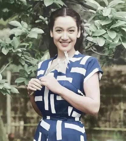 五星上将麦克阿瑟在日本的生活究竟有多么的靡乱？他霸占日本的第一女神原节子多年，日