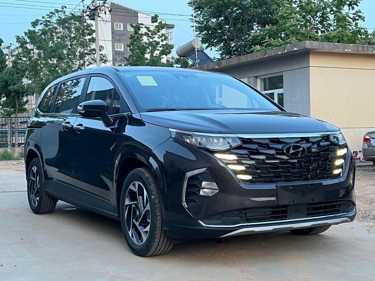 家用大7座MPV，二手现代库斯途如何选库斯途主打亲民大空间、7座布局、