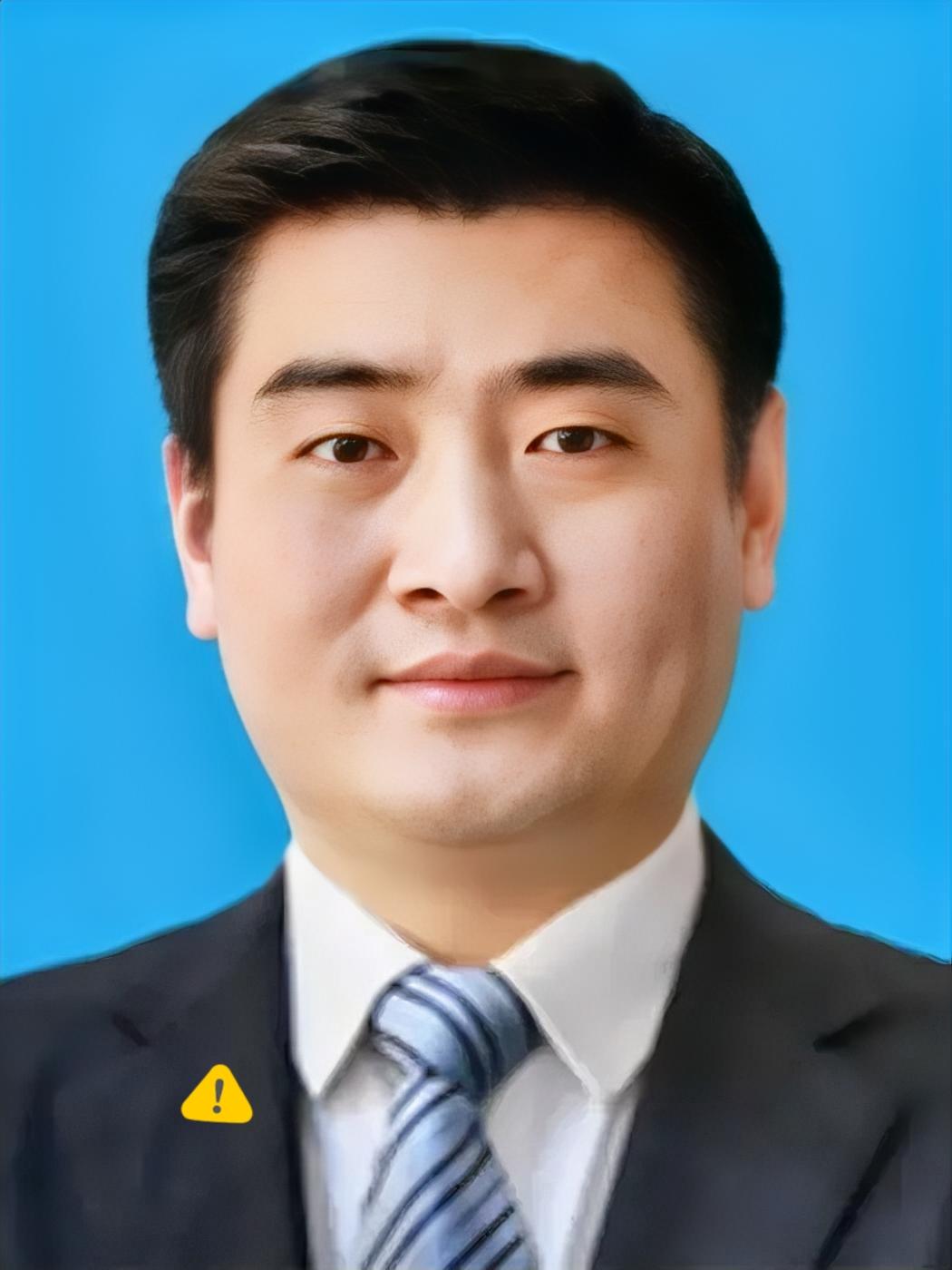 就在刚刚，界面快讯传来消息，戴瑞被查。于是看了一下他的工作履历，1973年12月