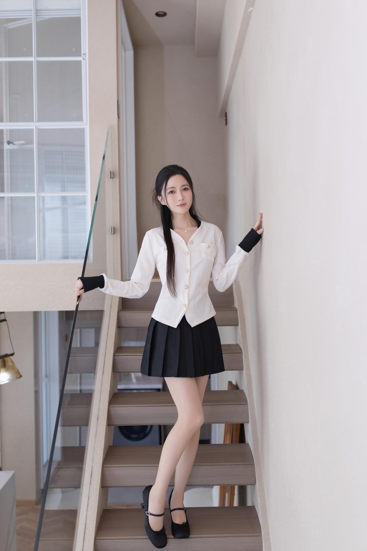 晒图笔记大赛楼梯转角的松弛感，是日常里藏不住的温柔🌿