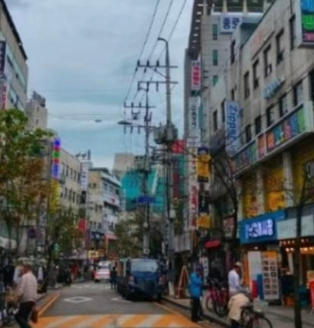 继新加坡、马来西亚之后，美国华人发声！美国华人表示：中国人不要自以为是，现在连韩