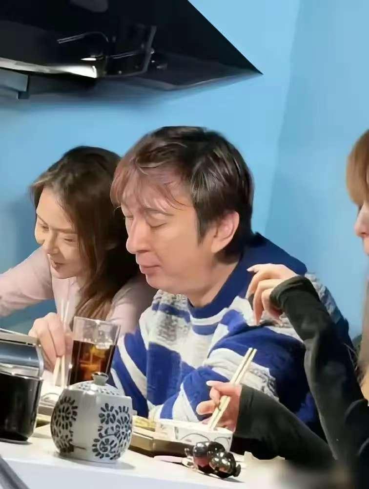 王思聪再不生孩子，这百亿家产可怎么传下去啊，他今年都38岁了，再不生都上年纪