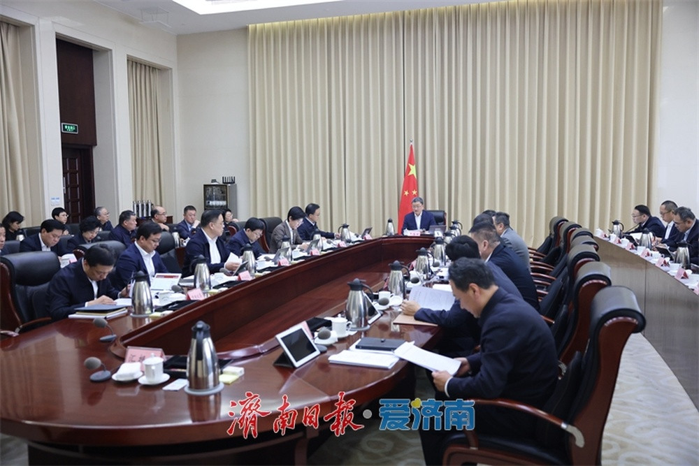 于海田主持召开市政府常务会议 研究安全工作等事项