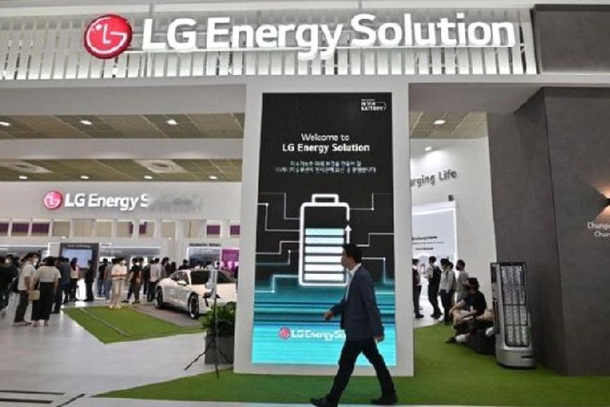 12月26日，《纽约时报》报道:“为降低对中国稀土依赖，韩国等国企业纷纷布局越南