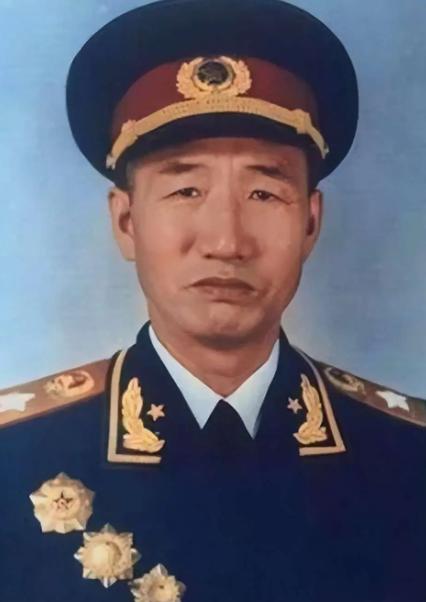 1947年，重返前线的徐向前，仔细检查家底，发现正规部队不到1个旅，凑了5万人后