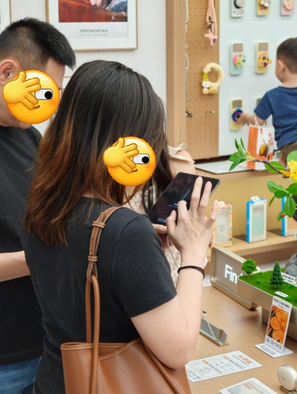 逛个街看到不少香港人过来买手机？为啥啊🤔五一假期放假这几天舒服了，昨天去了
