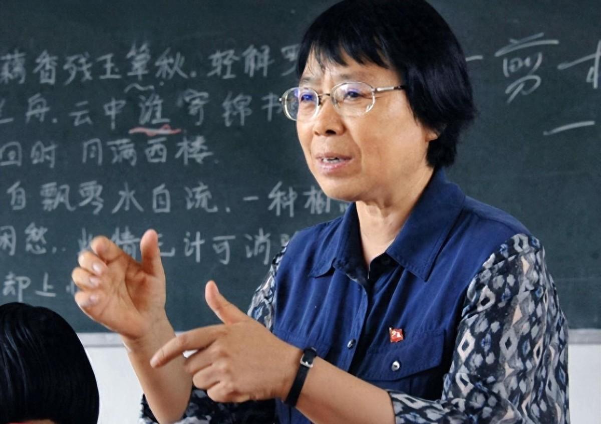 谁能想到，一位浑身贴满膏药、连走路都吃力的68岁老人，竟然在网上传出了被“夺权卸