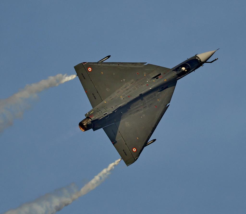 屋漏偏逢连夜雨！迪拜航展最后一天，榜一大哥产生了，是印度三哥，人家都是刷飞机，