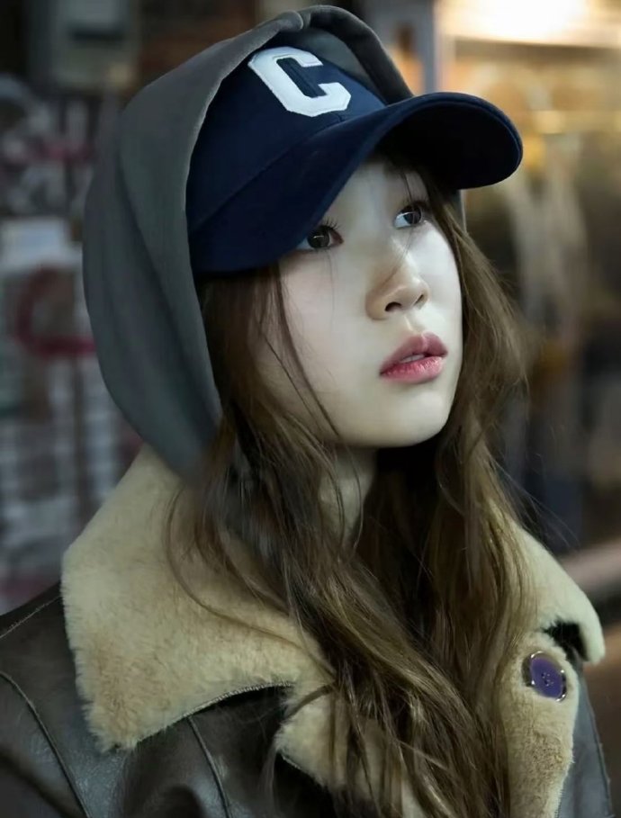小沈阳女儿这单眼皮美出圈了，瞬间对单眼皮基因起了敬意…是不是父母都是单生的孩子