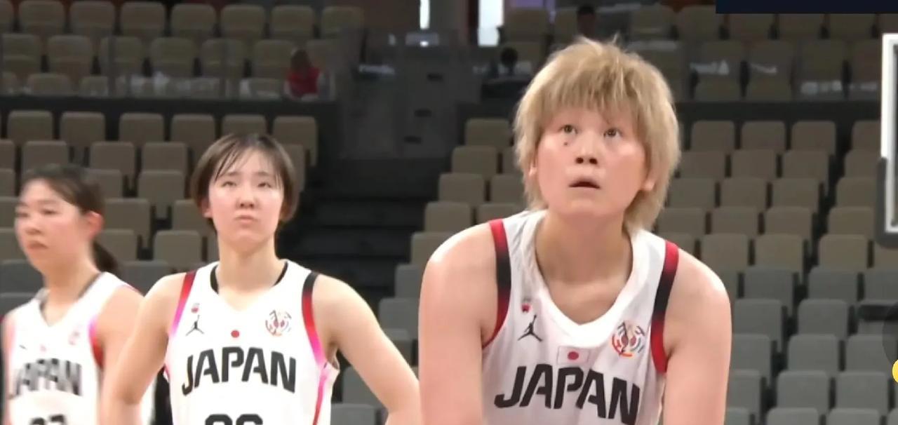 亚洲杯首战爆冷！日本女篮72-68险胜黎巴嫩，新老交替隐忧浮现