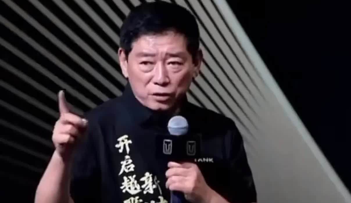 两小时预约直破5000，坦克500敦煌绿火出车圈，长城汽车董事长魏建军一句话更是