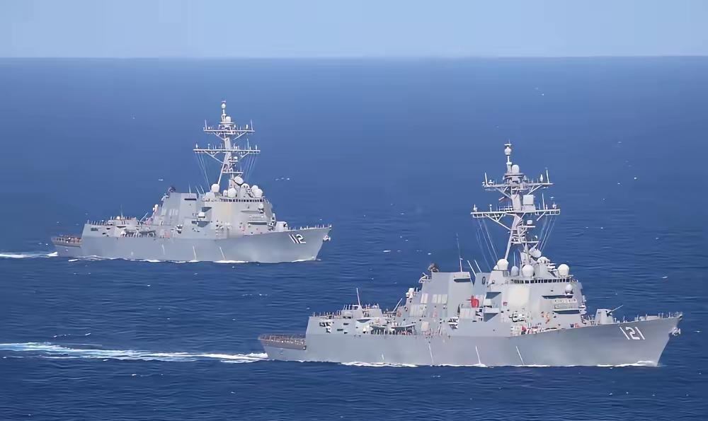 无视伊朗，扫雷开始，美军舰在霍尔木兹海峡进行扫雷作业，开辟新的安全航道。负责