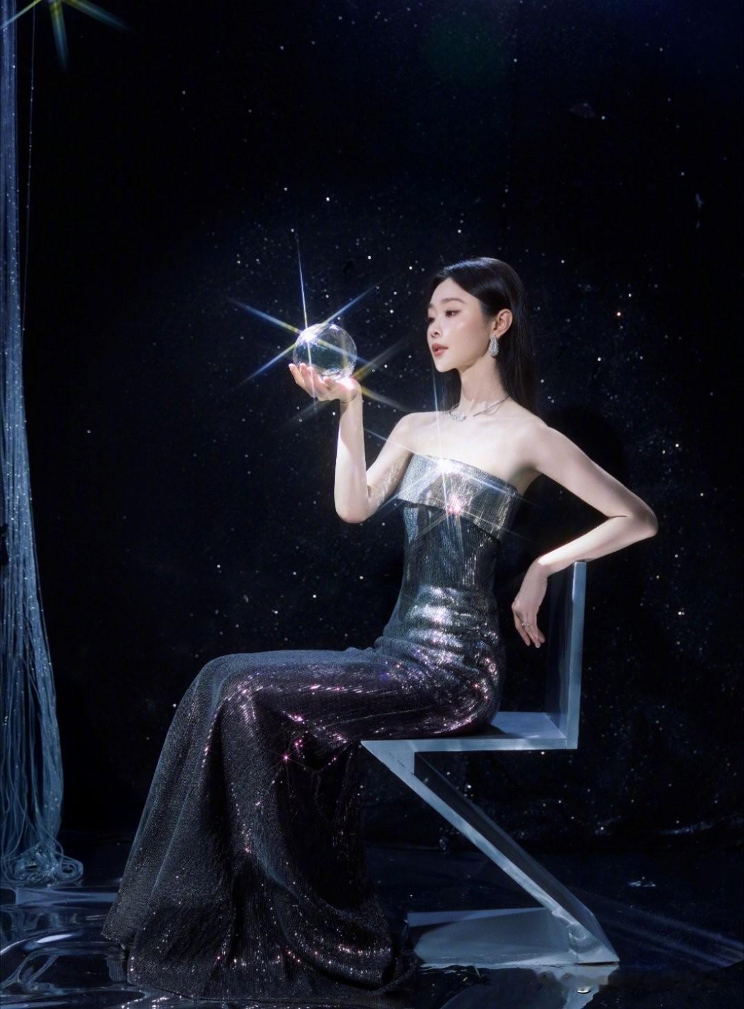 宋轶耀眼的美感