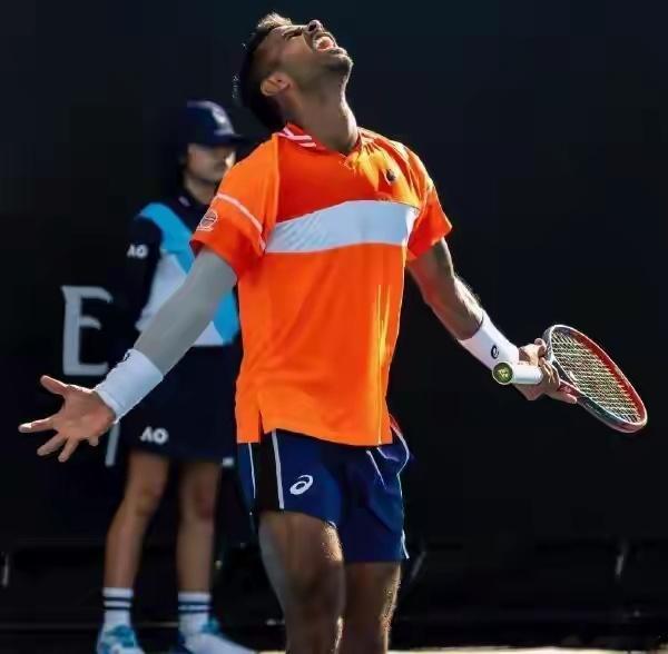 印度网球选手苏米特·纳加尔被中国拒签后。在X发帖求助，希望能来中国参赛。