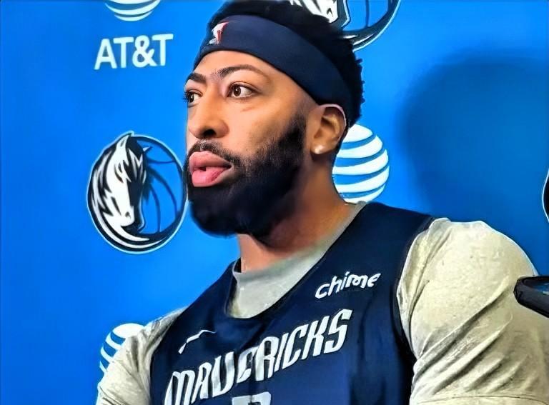 浓眉终于说出了心里话，正式回应交易流言！浓眉在今日接受了媒体采访，在谈到关于他