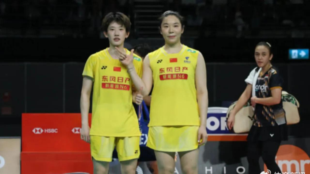 刚刚结束了一场2026羽毛球世锦赛女双1/16决赛，女双4号种子、世界排名第4位