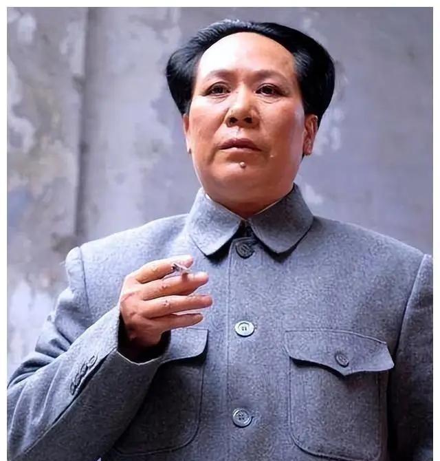 为啥咱们从不主动收拾日本？当年抗日战争的时候，日本一个弹丸小国，人口不到我们的七