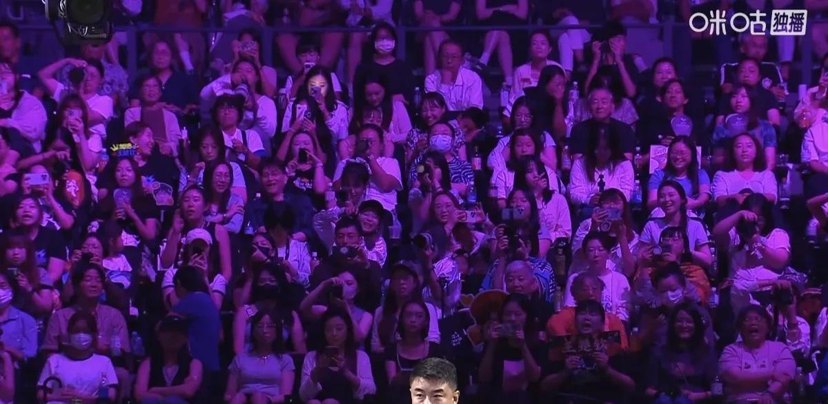 中国女孩把横滨文化体育馆的屋顶掀翻了！这几天，WTT横滨冠军赛在日