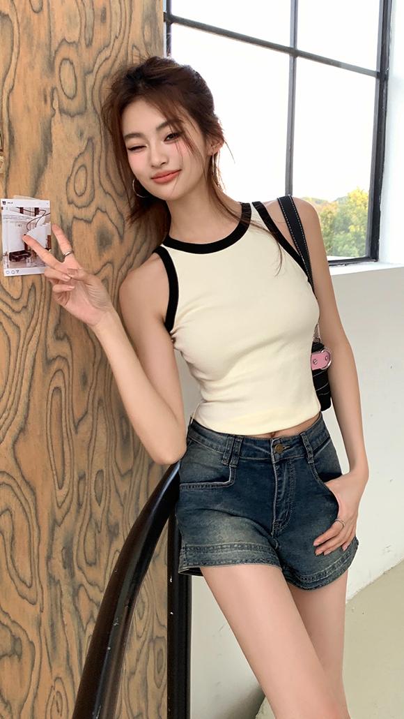 二婚女人多数过得不好，原因复杂。二婚夫妻常互相防备，像陌生人磨合却多了现实考量。
