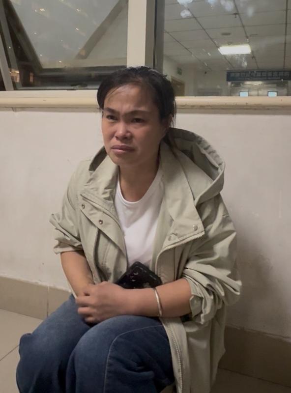 痛心！秦岭翠峰山徒步1死1伤，女子脱队坠崖获救，负责人深夜独闯救人却遇难家