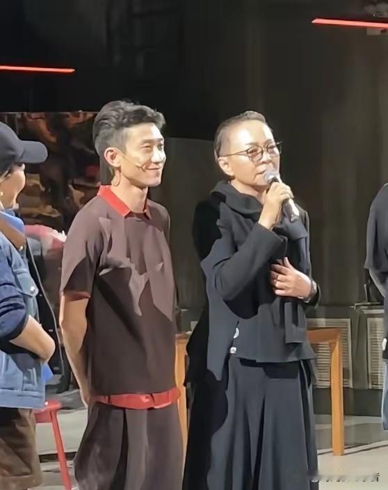 张一山被误解太多，也许因为他小时候太出名，也许是因为《余罪》的成功遭到妒忌。张