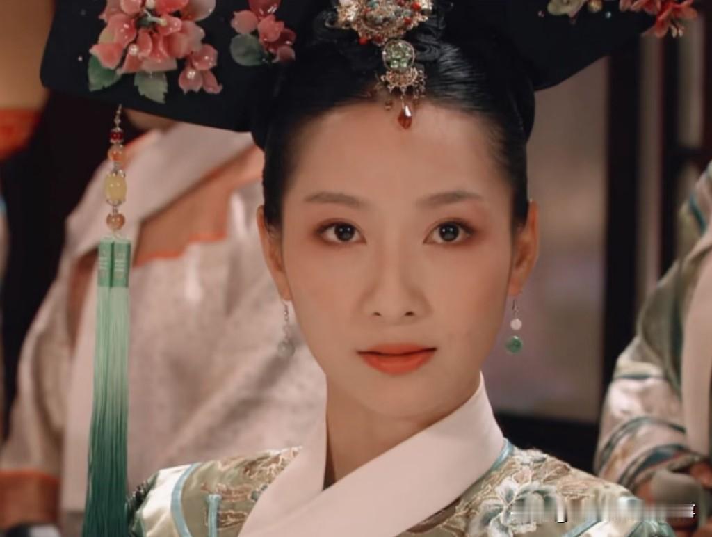 网友提问安陵容小产之后，为啥就彻底斗不动了？！她不是不想斗，是真的撑不下去