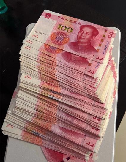 人到中年才发现，手里的存款千万别说出去，这都是血的教训！1.我偷偷攒