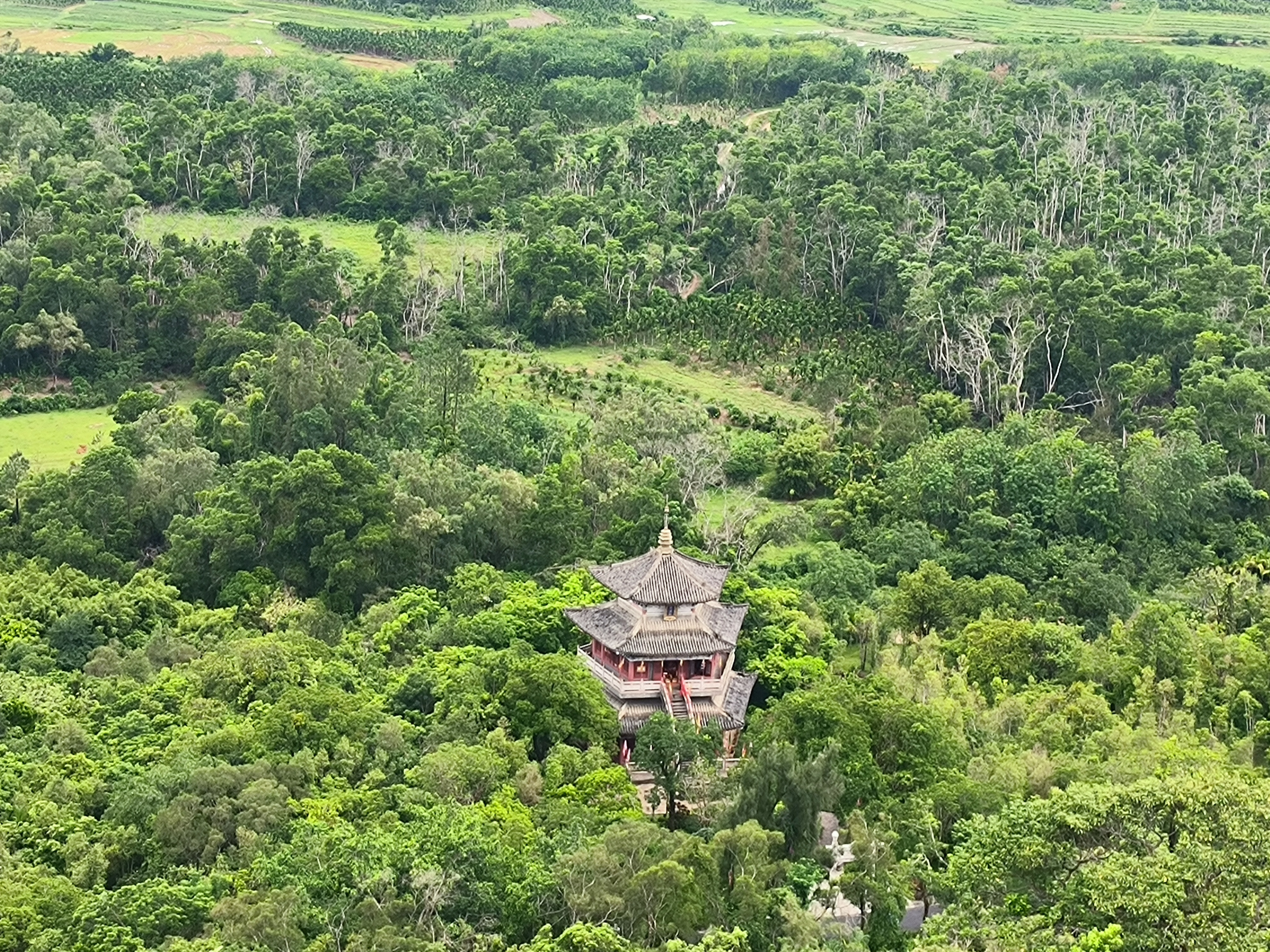 会当凌绝顶，一览众山小。​​​