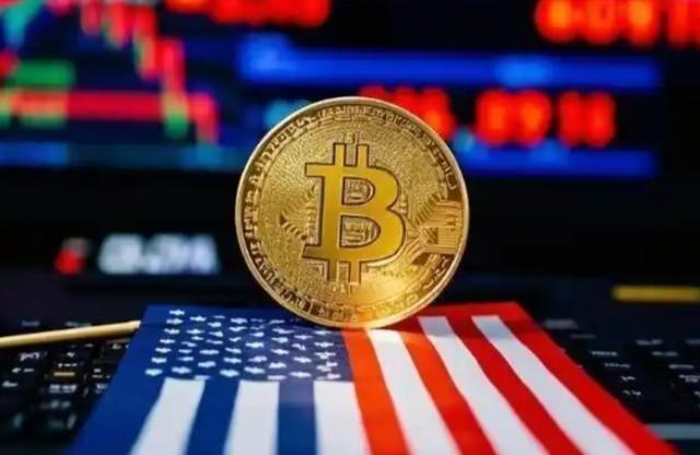 比特币就是欧美给中国挖的一个坑。但是中国自始至终就是不往下跳。后来欧美自己就跳进