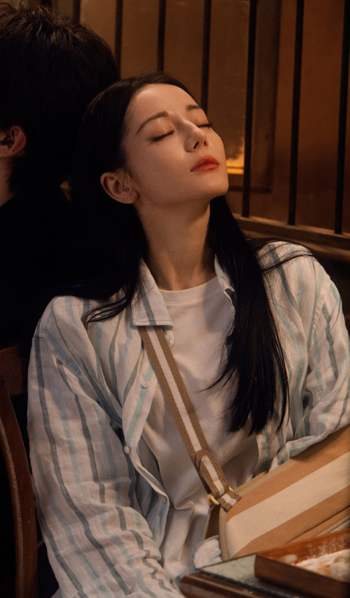 阿罗教我叠的星星迪丽热巴回复陈星旭阿罗教我叠的星星，迪丽热巴回复陈星旭:炎总