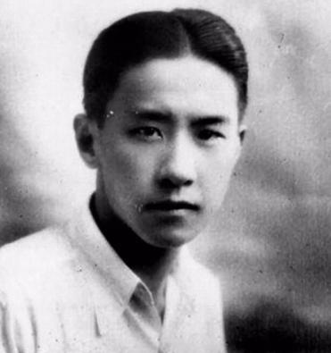 1907年，72岁慈禧看上袁世凯的17岁儿子袁克文。她问袁世凯愿不愿意把儿子留给