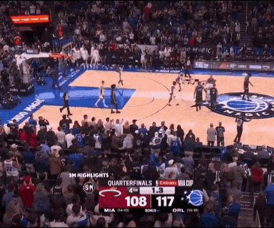 贝恩以为自己拿37分的数据就能当老大了，竟然对着对手贴脸鼓掌？看看UC直播间球迷